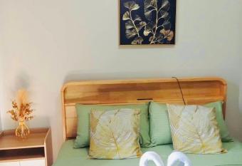 Melry s Place - City View in Lapu Lapu has Balcony rooms