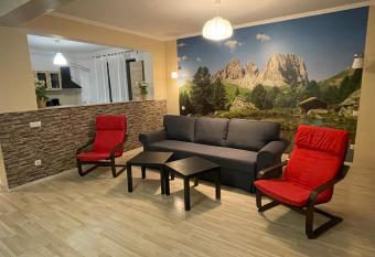 Apartament Holiday Busteni allows 18 year olds to book a room