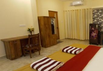SAI HOMESTAY allows 18 year olds to book a room