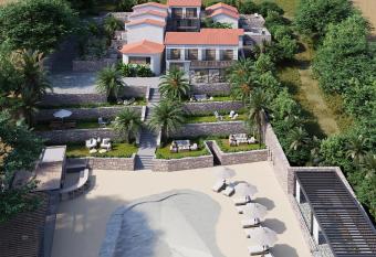 Hotel Angels allows 18 year olds to book a room