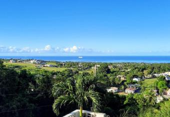 Breezy La Vista on the Terrace - St James, West Coast has Balcony rooms