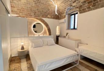 RESIDENZA ORTENSIA has Balcony rooms