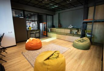 Kantar Hostel allows 18 year olds to book a room