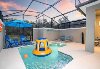 Wonderful 5 Bd w Pool @ Storey Lake Resort 2545 has Balcony rooms