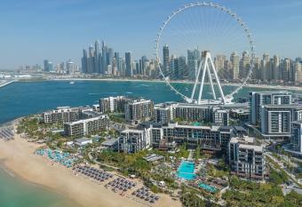 Banyan Tree Dubai at Bluewaters allows 18 year olds to book a room