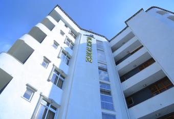 Black Horse Hotel has Balcony rooms