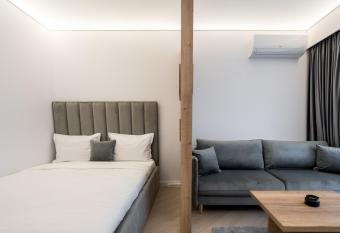 Amethyst has Balcony rooms