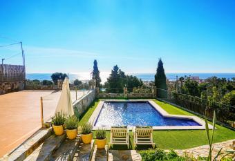 Villa Mar has Balcony rooms