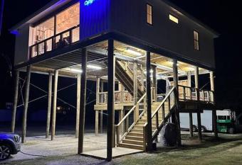 Camp Conex Hopedale, La has Balcony rooms