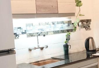 Apartamento nuevo esq.Rambla y centrico has Balcony rooms