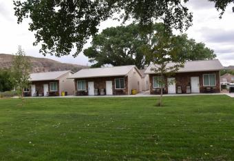 Bunkhouse 9B Perfect for 4 has Balcony rooms