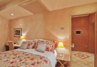 Cernobbio lake suites allows 18 year olds to book a room