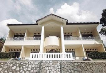 Wis-Inn Wisma Industri has Balcony rooms