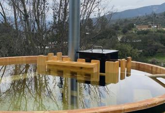 Casa los Boldos has Balcony rooms