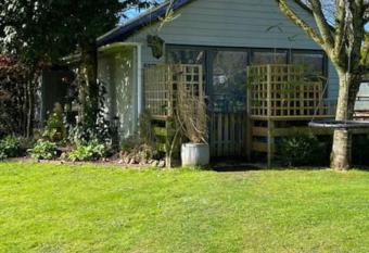    The Den    Self contained one bedroom annexe. has Balcony rooms