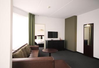 Amr  th Hotel Alkmaar has Balcony rooms
