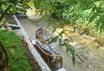 C  su  a Piatra Craiului has Balcony rooms