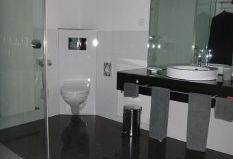 Hotel Metzgern has rooms with a private hot tub