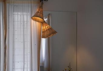 Yellow Postbox has Balcony rooms