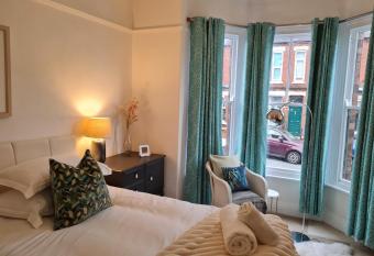 The Cosy Fox has Balcony rooms