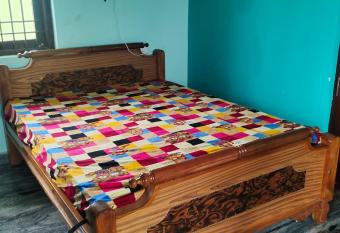 Hill top camp yelagiri hills has Smoking/Balcony rooms