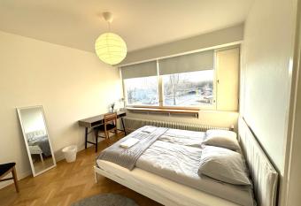 SimpleStay Airport has Balcony rooms