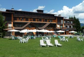 Albergo Miramonti Dependance has Balcony rooms