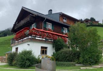 Haus Sch  fer Zita has Balcony rooms