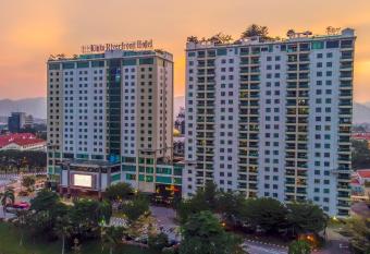 Kinta Riverfront Homestay (Riverside) has Balcony rooms