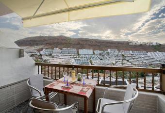 Bellavista has Balcony rooms