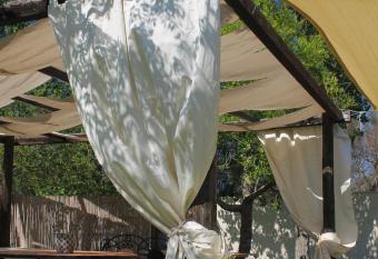 La Petrusa has Balcony rooms