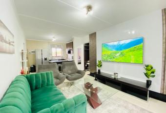 Siena Sun Apartment 8 has Balcony rooms