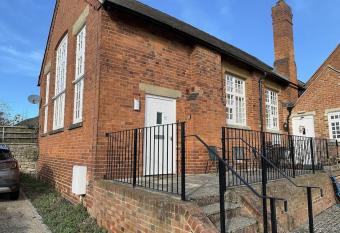Unique Old Auction House has Balcony rooms