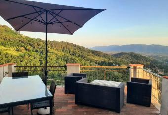 Luxury suite La Torretta has Balcony rooms