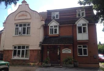 Gainsborough Lodge allows 18 year olds to book a room