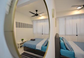 AZ Suites 1 @Putrajaya Cyberjaya allows 18 year olds to book a room