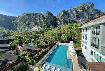 Keereen Resort - Ao Nang Krabi has Balcony rooms