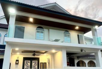 Three Homestay allows 18 year olds to book a room