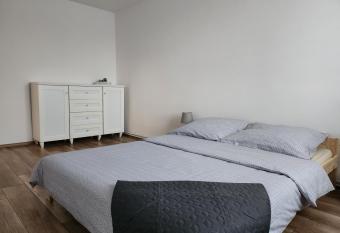 Grudzi  dzka 69 Apartment allows 18 year olds to book a room