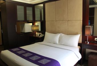 Metro Hotel Jababeka has Balcony rooms