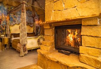 Lethe Exclusive Hotel allows 18 year olds to book a room