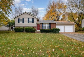 Inviting home with private fenced yard for pets has Balcony rooms