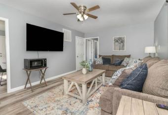 New renovated single-family home built in 1999 allows 18 year olds to book a room