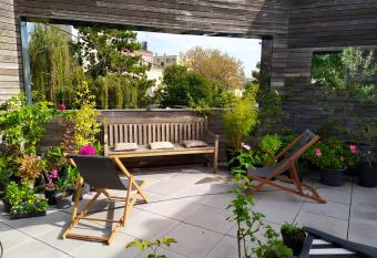 Appartement de 2 chambres avec vue sur la ville terrasse amenagee et wifi a Saint Ouen has Balcony rooms