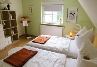   koHausNamast   has Balcony rooms