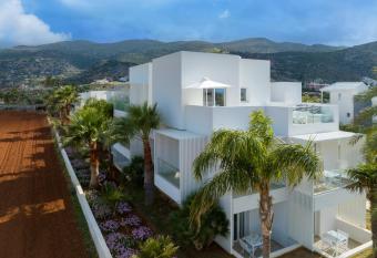 Akrogiali Garden Hotel has Balcony rooms