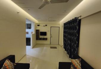 Gandhi Villa allows 18 year olds to book a room