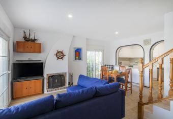 Bungalow 213 has Balcony rooms