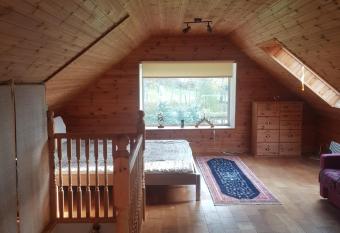   apuli  i has Balcony rooms