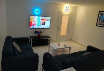 Mon superbe appartement allows 18 year olds to book a room